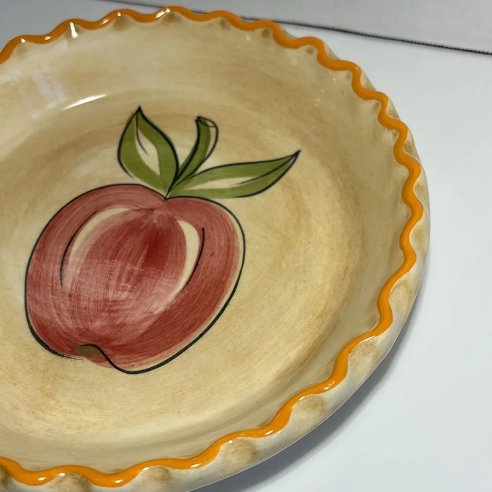 Los Angeles Potteries Ovenware Apple Pie Dish 9” Cream Tan Yellow Trim VTG 1971
